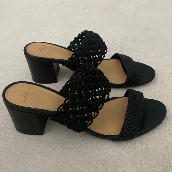 Alexandre Birman “Lanny” crochet mule in black